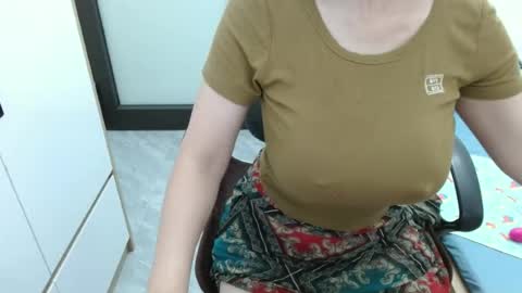 lisa_1011 online show from July 2, 2026, 3:45 am