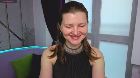 Snapshot of lisa__evans chatting on April 8, 2026, 2:22 am Lisa online show from April 8, 2026, 2:22 am