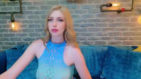 Lisa Caprice online show from June 30, 2026, 3:51 am