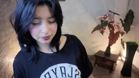 lisa dolly nyx online show from May 1, 2026, 7:18 pm
