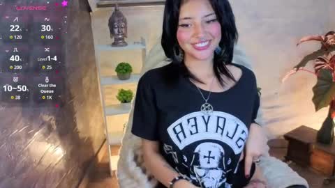 lisa dolly nyx online show from May 8, 2026, 8:58 pm