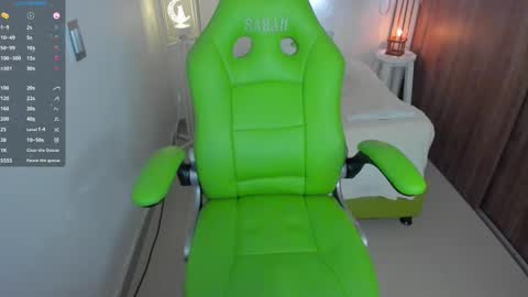 Snapshot of lisa_gerrard_ chatting on March 6, 2025, 12:30 pm Lisa  online show from March 6, 2025, 12:30 pm