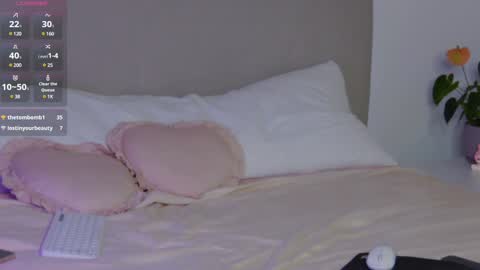 lisa_moons online show from December 24, 2024, 9:11 pm