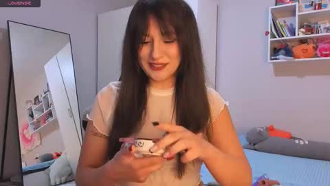 Lisa online show from October 22, 2025, 12:22 am