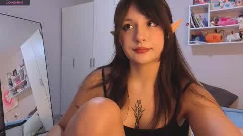 Lisa online show from October 23, 2025, 8:51 pm