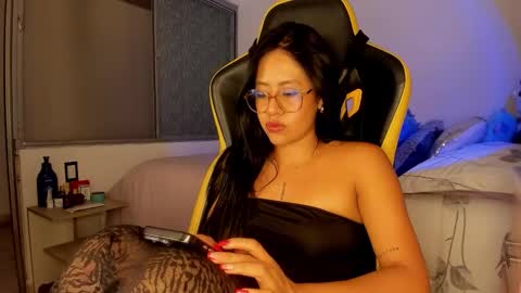 Lisa Thompson online show from November 18, 2025, 5:23 am