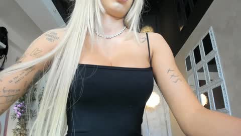 Snapshot of lisaakira chatting on March 10, 2025, 6:59 am onlyfans-lisaakira instagram-lisaakira9  twitter-lisaakira4 online show from March 10, 2025, 6:59 am