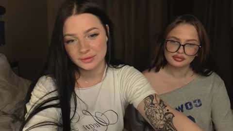 Lisa and Den online show from September 30, 2025, 5:51 pm