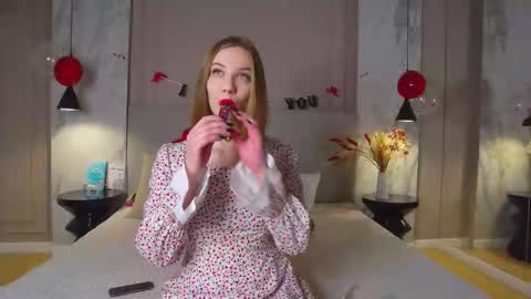 Lisa online show from February 15, 2026, 7:51 am