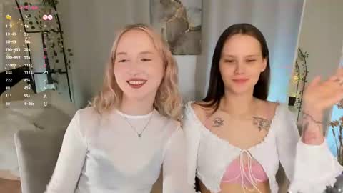 Lisa blonde  Alisa brunette online show from June 13, 2026, 9:24 pm