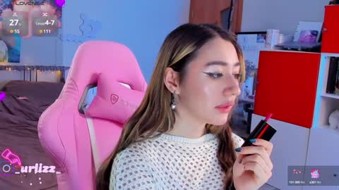 Snapshot of lisamayson chatting on December 3, 2024, 12:35 am LISA online show from December 3, 2024, 12:35 am