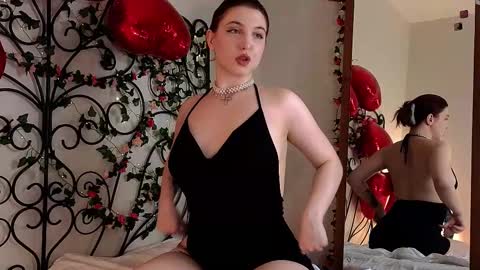 Snapshot of lisavamp chatting on February 15, 2025, 11:25 pm LisaVamp online show from February 15, 2025, 11:25 pm