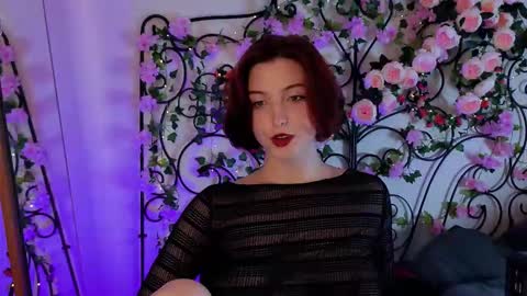 Snapshot of lisavamp chatting on October 13, 2025, 12:10 am LisaVamp online show from October 13, 2025, 12:10 am