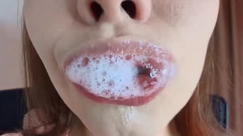 Lisbet online show from March 9, 2026, 10:14 pm