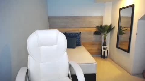 Snapshot of liseth_fox chatting on December 4, 2024, 7:34 pm Liseth Fox online show from December 4, 2024, 7:34 pm