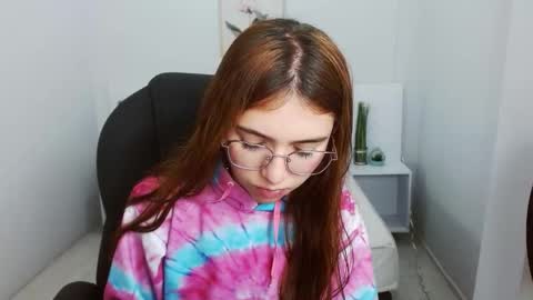 Snapshot of liseth_fox chatting on February 17, 2025, 12:48 pm Liseth Fox online show from February 17, 2025, 12:48 pm