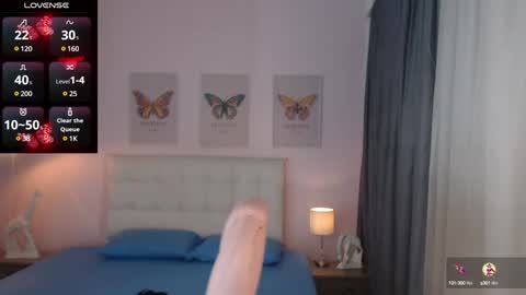 Andrea online show from December 17, 2024, 12:33 pm