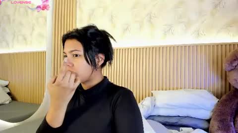 Snapshot of liss_reyes chatting on June 13, 2026, 12:03 pm Liss online show from June 13, 2026, 12:03 pm