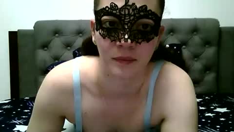 Lissa online show from February 8, 2025, 7:16 pm