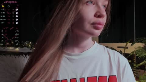 Snapshot of lissa_rose chatting on December 7, 2024, 4:36 pm lissa_rose online show from December 7, 2024, 4:36 pm