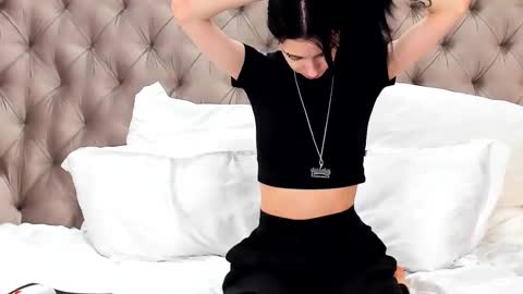 LissaAllison online show from March 8, 2025, 1:36 pm