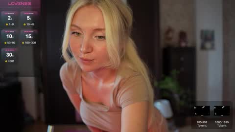 Snapshot of lissablush_ chatting on September 17, 2025, 9:33 am Lissa online show from September 17, 2025, 9:33 am