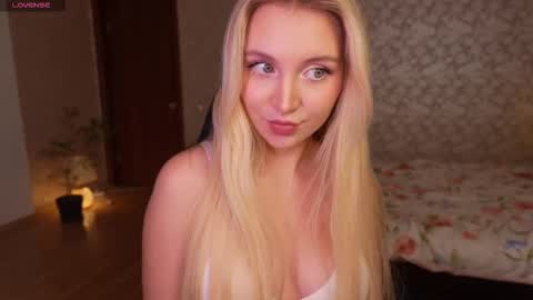 Lissa online show from November 10, 2025, 10:36 am