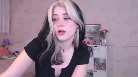 Alice Dont forget to thumbs up its very important  online show from March 12, 2026, 2:56 pm