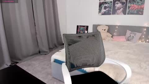 lissameoww online show from April 11, 2026, 1:43 am