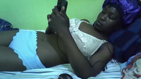 lisssa01 online show from September 18, 2025, 12:29 pm