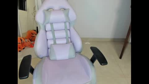 Danni online show from December 23, 2024, 1:40 am