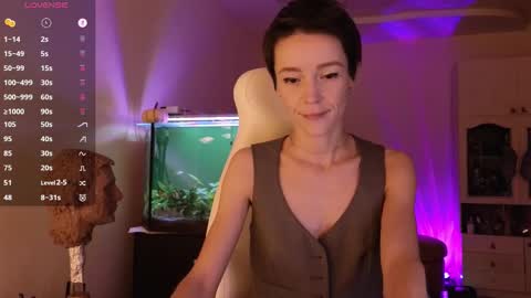 Alisa online show from November 26, 2025, 2:18 pm