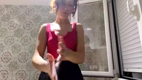 Diana Woods online show from December 22, 2025, 5:54 pm