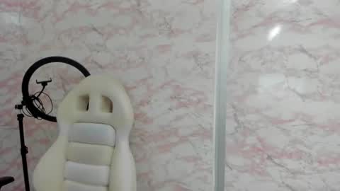 Snapshot of little_doll_4u chatting on July 4, 2026, 10:10 am ANNI online show from July 4, 2026, 10:10 am