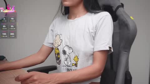 Help me reach 100 likes online show from April 12, 2026, 7:08 pm