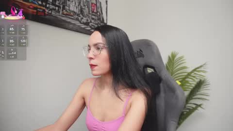 Help me reach 100 likes online show from June 3, 2026, 7:08 pm