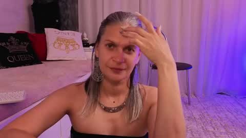 Snapshot of little_heart_andreea chatting on May 26, 2026, 9:00 pm little_heart_andreea online show from May 26, 2026, 9:00 pm