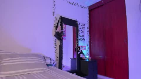Snapshot of little_kayla_ chatting on May 23, 2026, 4:39 am kayla Instagram kayla 71082 online show from May 23, 2026, 4:39 am
