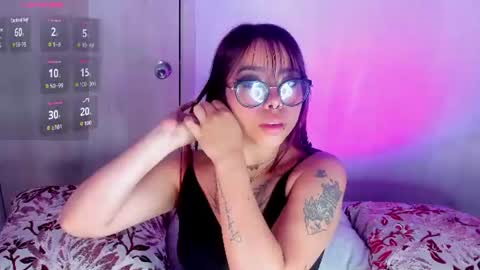 Snapshot of little_natty_ chatting on June 21, 2026, 11:24 am Natty online show from June 21, 2026, 11:24 am