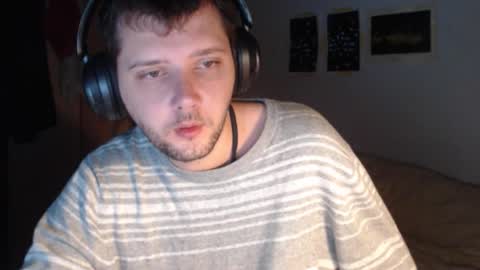 littlealien7 online show from September 22, 2025, 8:16 am