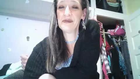 Sady Jayne online show from April 7, 2026, 9:54 am