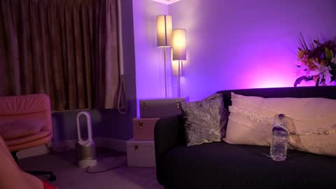 Emily Hill online show from January 13, 2025, 9:20 pm