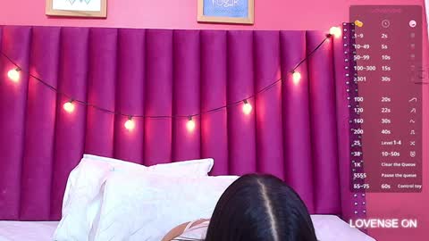 Emily  online show from January 28, 2025, 5:54 am