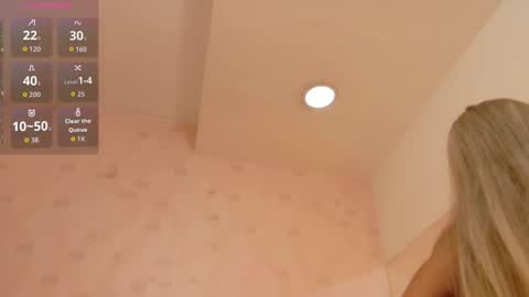 Tania  online show from February 16, 2026, 7:43 pm