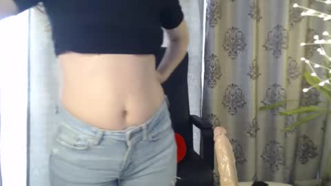 Your little flower  online show from January 30, 2025, 12:27 pm