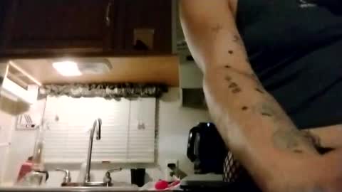 Snapshot of littleleo96 chatting on October 17, 2025, 9:23 am littleleo96 online show from October 17, 2025, 9:23 am