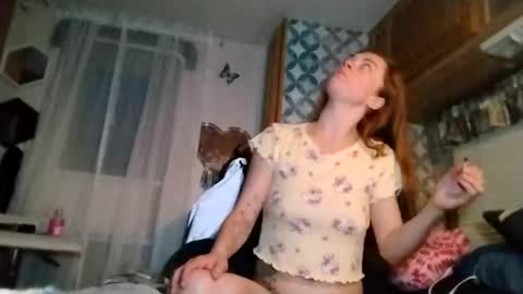 littleleo96 online show from February 11, 2026, 2:05 am