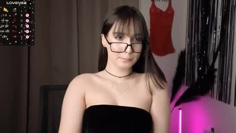 Violetta online show from February 11, 2026, 3:28 pm