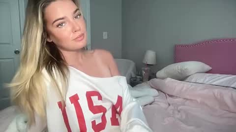 Marciabrady online show from January 16, 2025, 6:59 pm