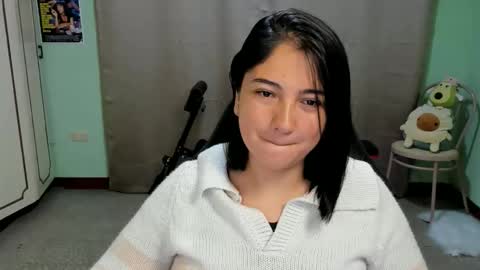 Mia  Wednesday to Sunday 730 am to 1030 am Colombian Hour D online show from October 24, 2025, 5:37 am
